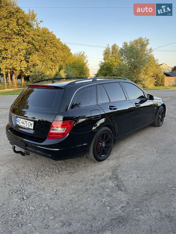 Универсал Mercedes-Benz C-Class 2011 в Ратным