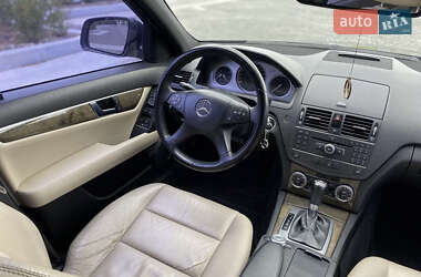 Седан Mercedes-Benz C-Class 2007 в 
