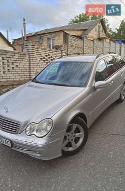 Універсал Mercedes-Benz C-Class 2003 в Києві