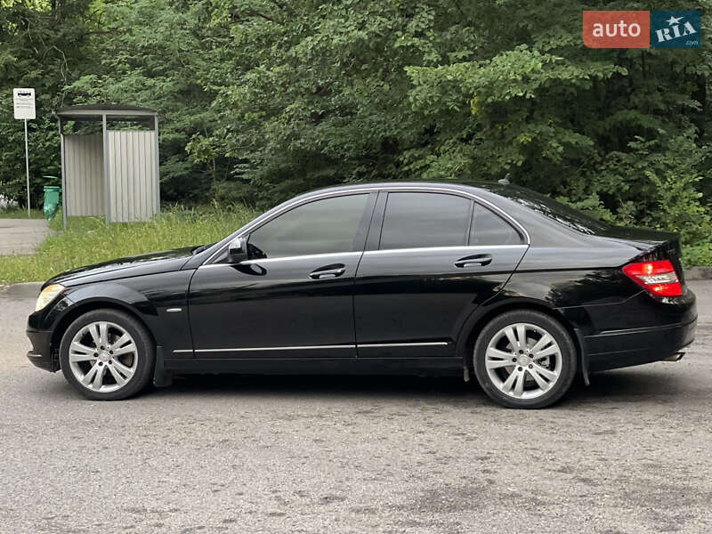 Mercedes-Benz C-Class 2008