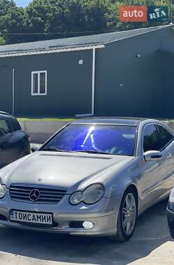 Купе Mercedes-Benz C-Class 2002 в 