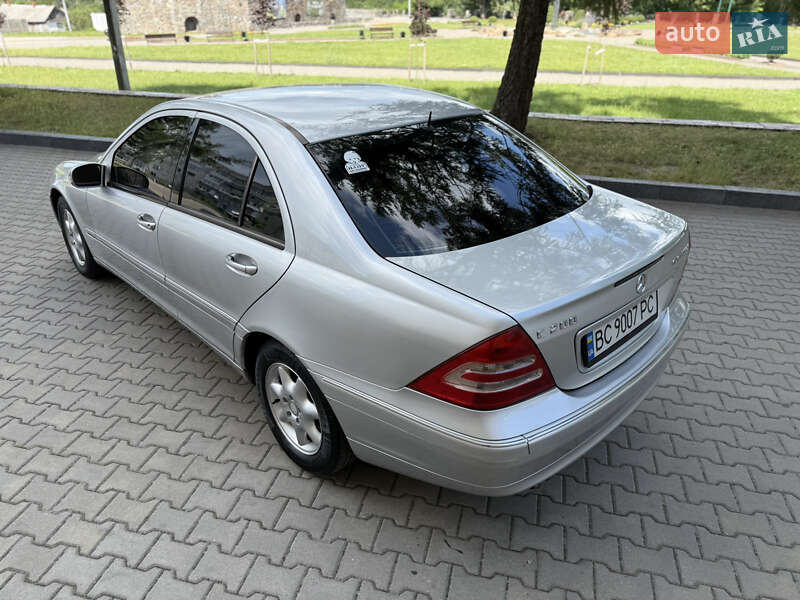 Седан Mercedes-Benz C-Class 2001 в Звягеле