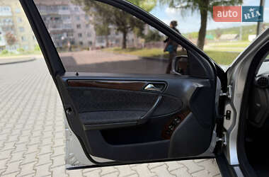 Седан Mercedes-Benz C-Class 2001 в 