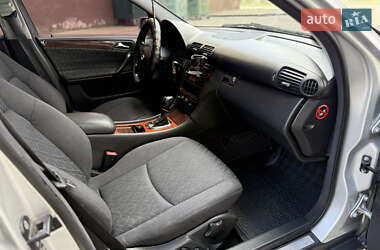 Седан Mercedes-Benz C-Class 2001 в 