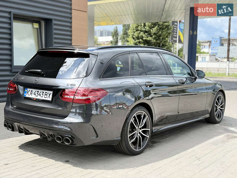 Універсал Mercedes-Benz C-Class 2019 в Києві