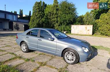 Седан Mercedes-Benz C-Class 2003 в Коломые