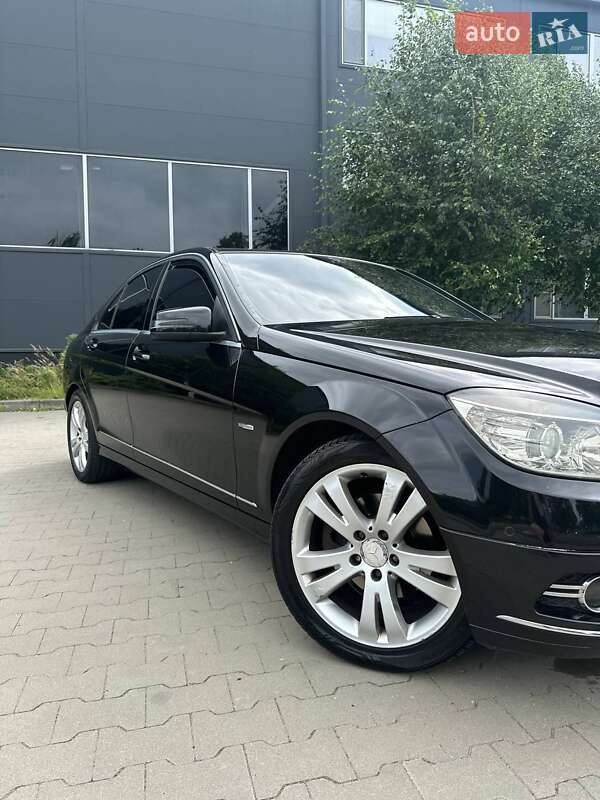 Седан Mercedes-Benz C-Class 2010 в Белой Церкви