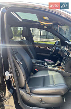 Седан Mercedes-Benz C-Class 2011 в 
