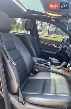 Седан Mercedes-Benz C-Class 2011 в 