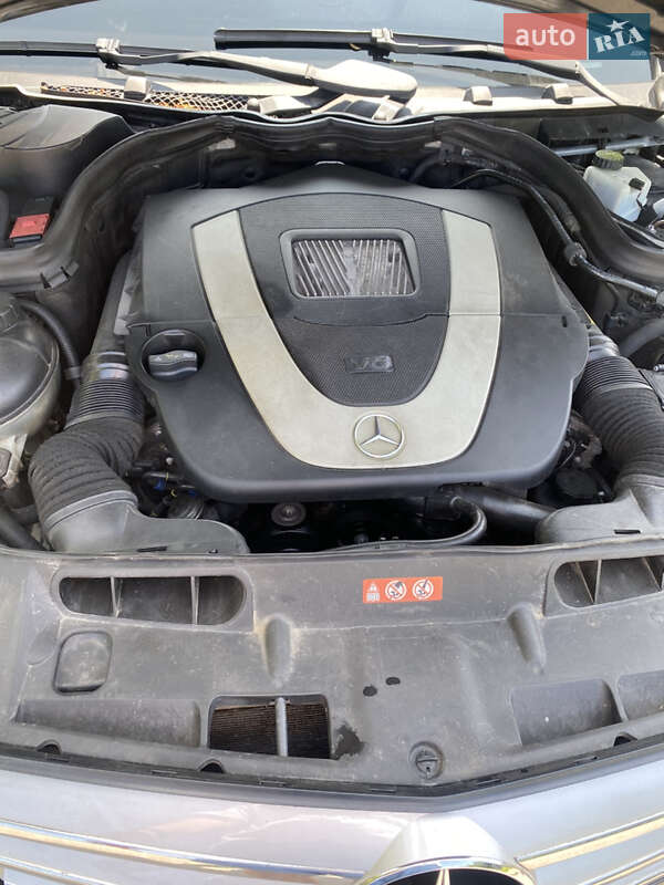 Седан Mercedes-Benz C-Class 2011 в Луцке