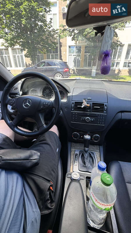 Универсал Mercedes-Benz C-Class 2008 в Черновцах