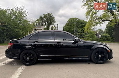 Седан Mercedes-Benz C-Class 2010 в 