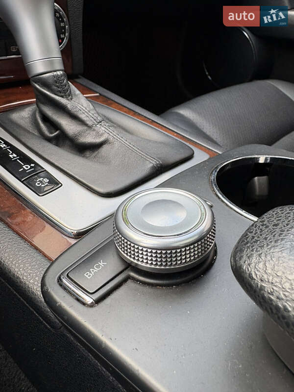 Седан Mercedes-Benz C-Class 2010 в Киеве