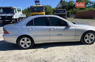 Седан Mercedes-Benz C-Class 2003 в 