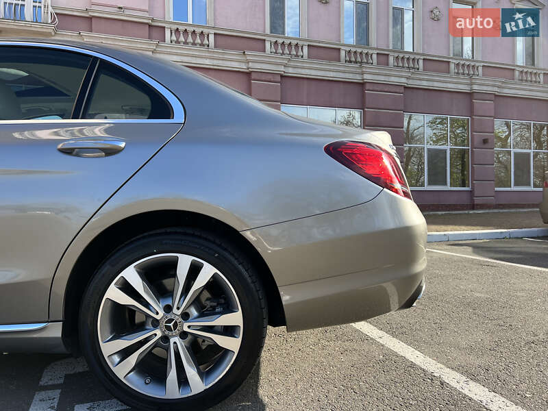 Седан Mercedes-Benz C-Class 2019 в Одесі