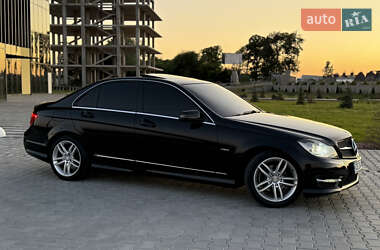 Седан Mercedes-Benz C-Class 2012 в 
