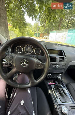 Универсал Mercedes-Benz C-Class 2011 в 