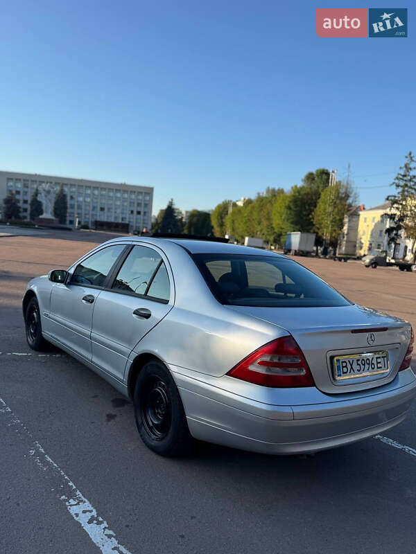 Седан Mercedes-Benz C-Class 2002 в Хмельницком