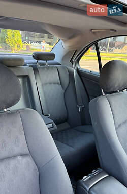 Седан Mercedes-Benz C-Class 2002 в 