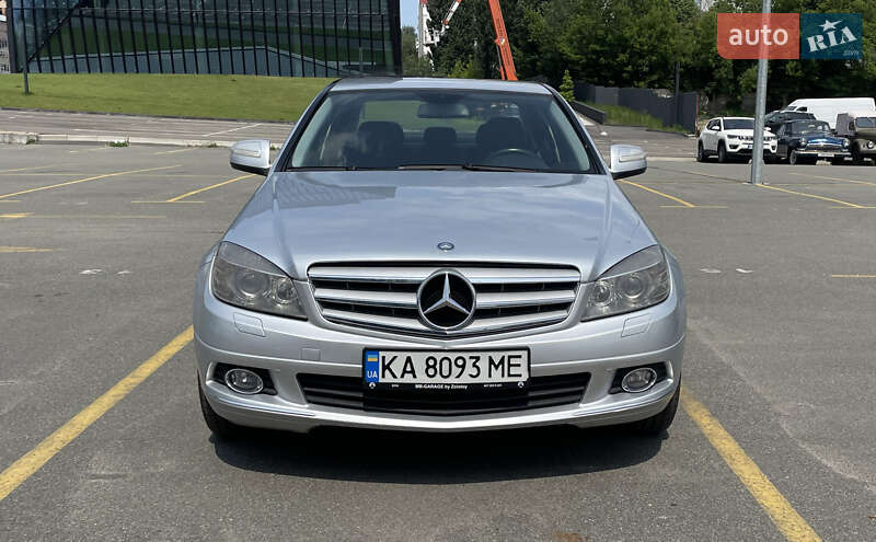 Седан Mercedes-Benz C-Class 2007 в 