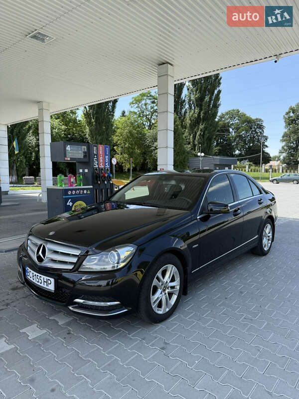 Седан Mercedes-Benz C-Class 2012 в Мостиській