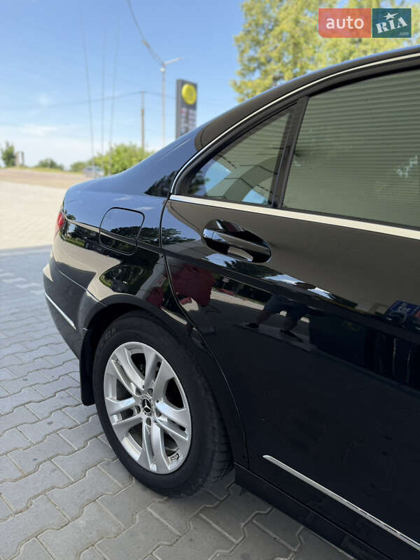 Седан Mercedes-Benz C-Class 2012 в Мостиській