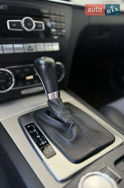 Седан Mercedes-Benz C-Class 2012 в 