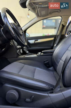 Седан Mercedes-Benz C-Class 2012 в 