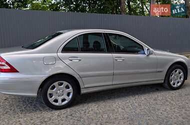 Седан Mercedes-Benz C-Class 2004 в Тернополе