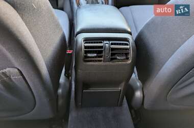 Седан Mercedes-Benz C-Class 2004 в 