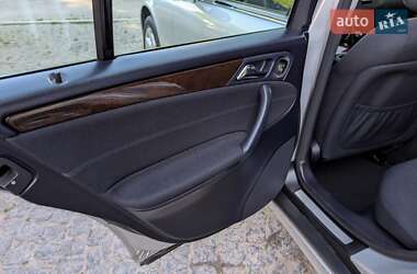 Седан Mercedes-Benz C-Class 2004 в 