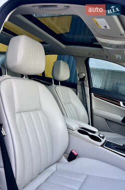 Седан Mercedes-Benz C-Class 2011 в 