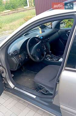Универсал Mercedes-Benz C-Class 2004 в Запорожье