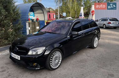 Універсал Mercedes-Benz C-Class 2008 в Охтирці