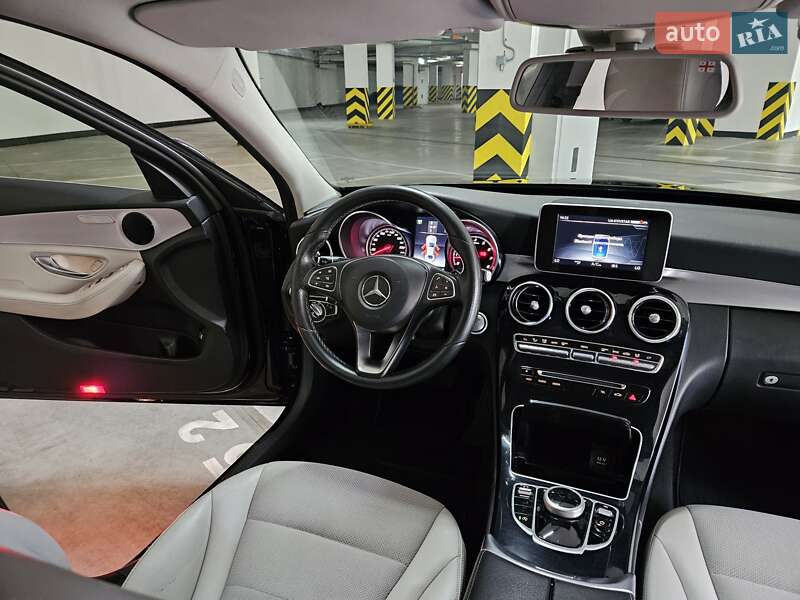 Седан Mercedes-Benz C-Class 2018 в Києві