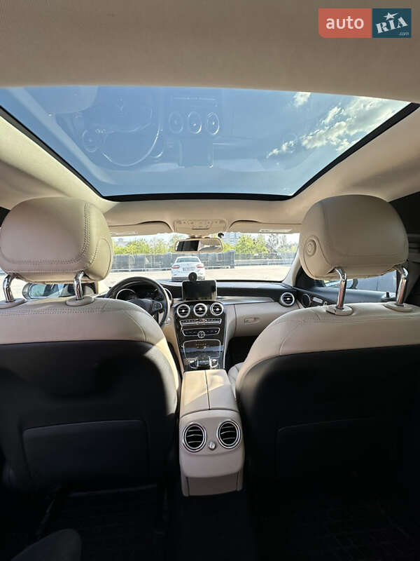 Седан Mercedes-Benz C-Class 2015 в Киеве