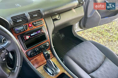 Седан Mercedes-Benz C-Class 2002 в 