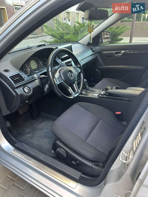 Седан Mercedes-Benz C-Class 2007 в Одессе
