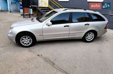 Універсал Mercedes-Benz C-Class 2003 в 
