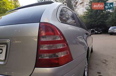 Універсал Mercedes-Benz C-Class 2003 в 