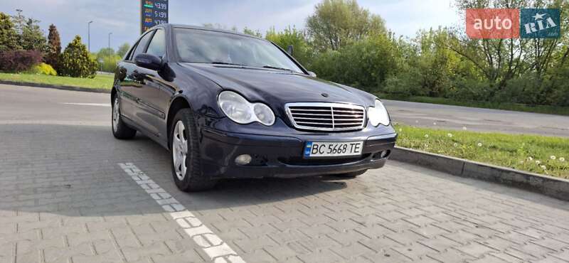 Седан Mercedes-Benz C-Class 2003 в 
