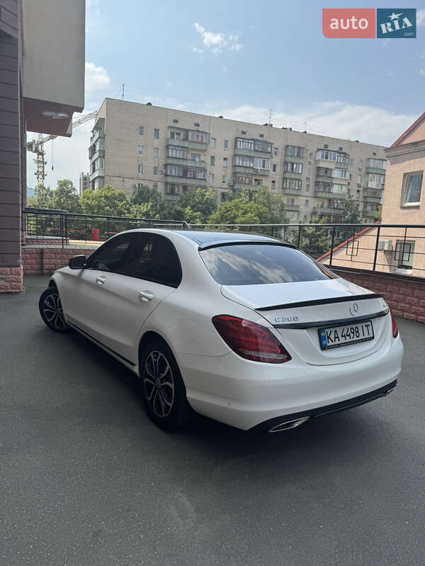 Седан Mercedes-Benz C-Class 2017 в Києві