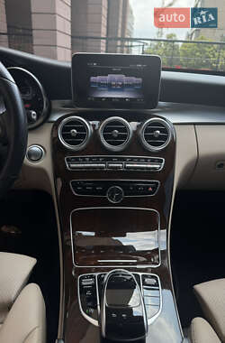 Седан Mercedes-Benz C-Class 2017 в 
