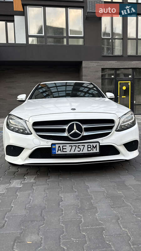 Седан Mercedes-Benz C-Class 2018 в Киеве