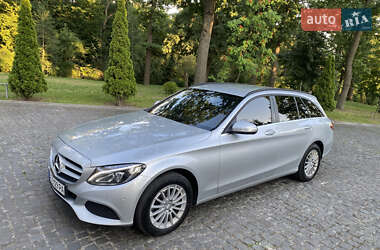 Універсал Mercedes-Benz C-Class 2015 в Києві