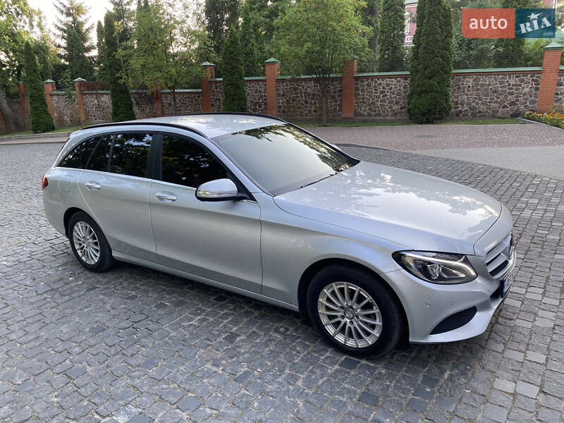 Універсал Mercedes-Benz C-Class 2015 в Києві