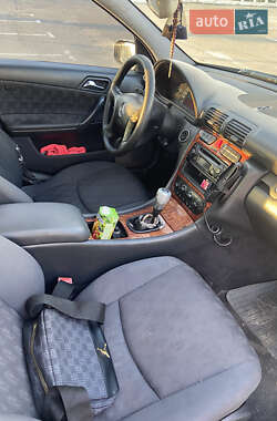 Универсал Mercedes-Benz C-Class 2001 в 