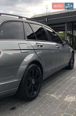 Универсал Mercedes-Benz C-Class 2010 в 