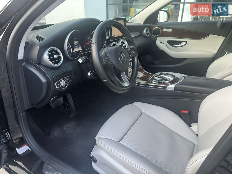 Седан Mercedes-Benz C-Class 2015 в Києві фото 25 Седан Mercedes-Benz C-Class 2015 в Києві