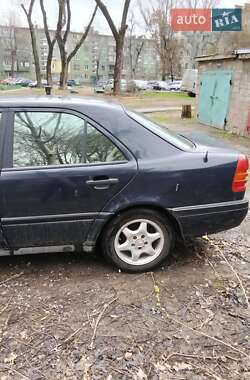 Седан Mercedes-Benz C-Class 1994 в 